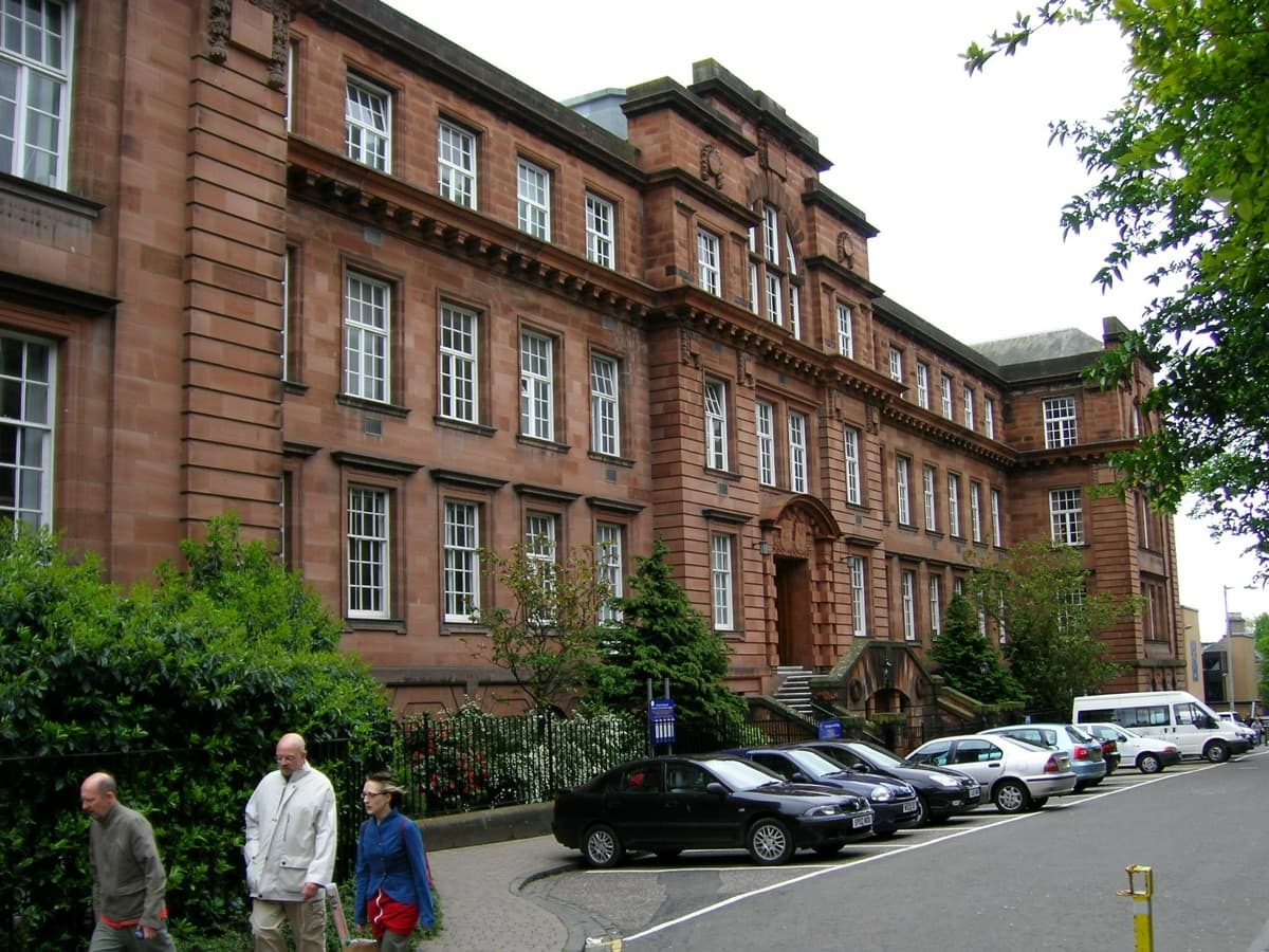 University of Dundee kampüsünden bir görünüm