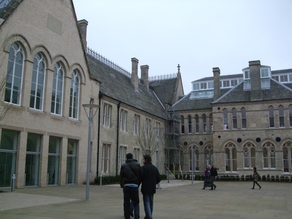 Nottingham Trent University kampüsünden bir görünüm